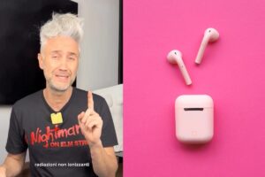 prof Schettino e cuffie bluetooth